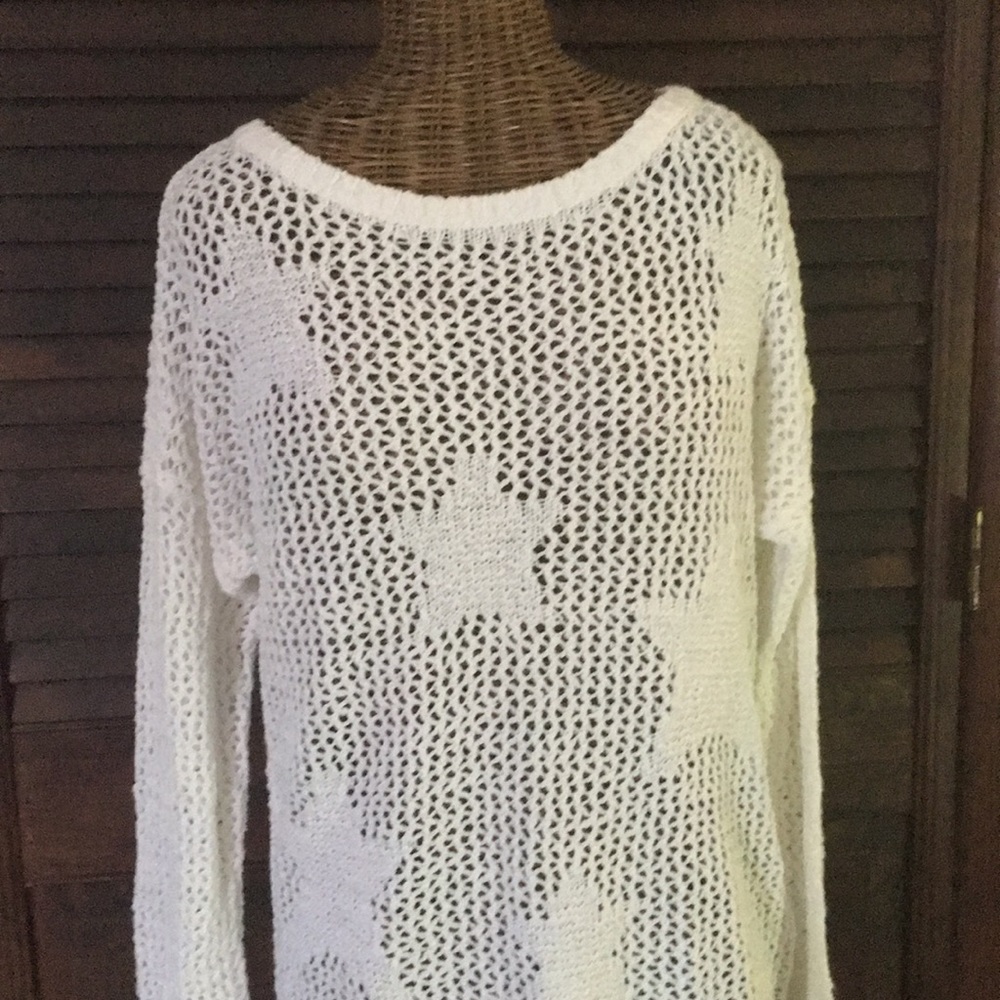 Hollister lightweight sweater